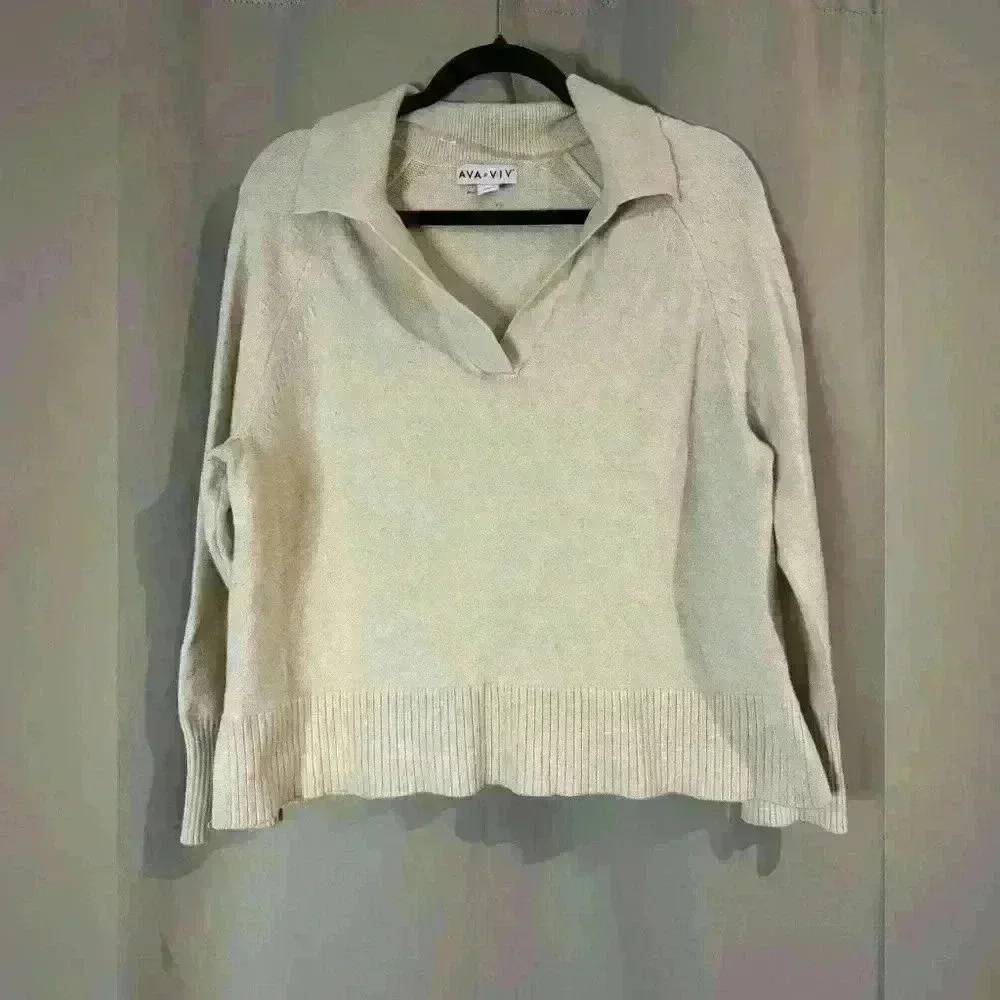Women’s Tan Ava & Viv Sweater